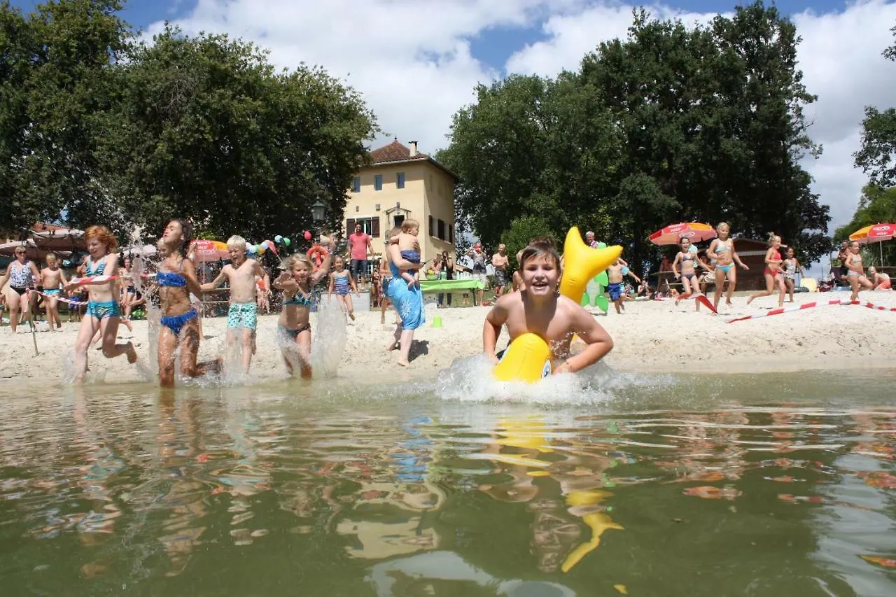 Holiday park Domaine Lacs De Gascogne Hotel Seissan